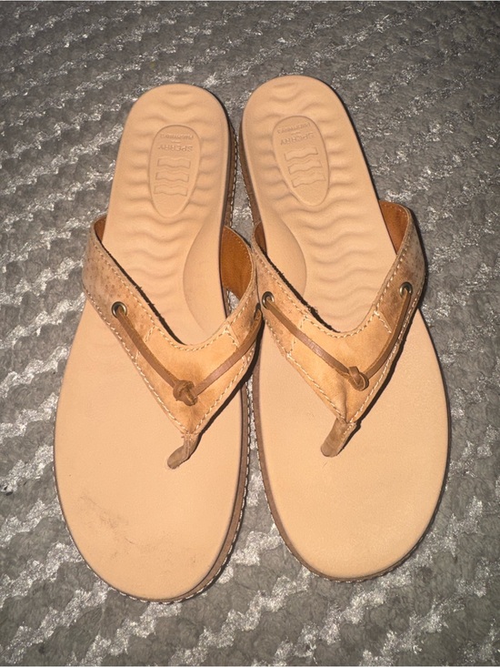 Sperry Shoes - Sperry Tan Leather Thong Sandals